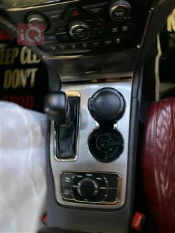 جیپ گراند شیرۆکی